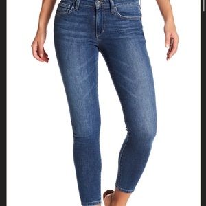 Like NEW Skinny ankle jeans